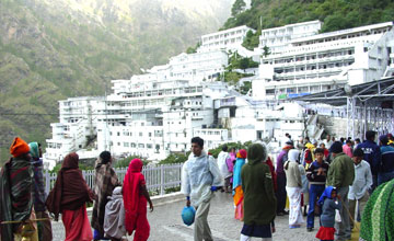 4 Char Devi Darshan Himachal Tour